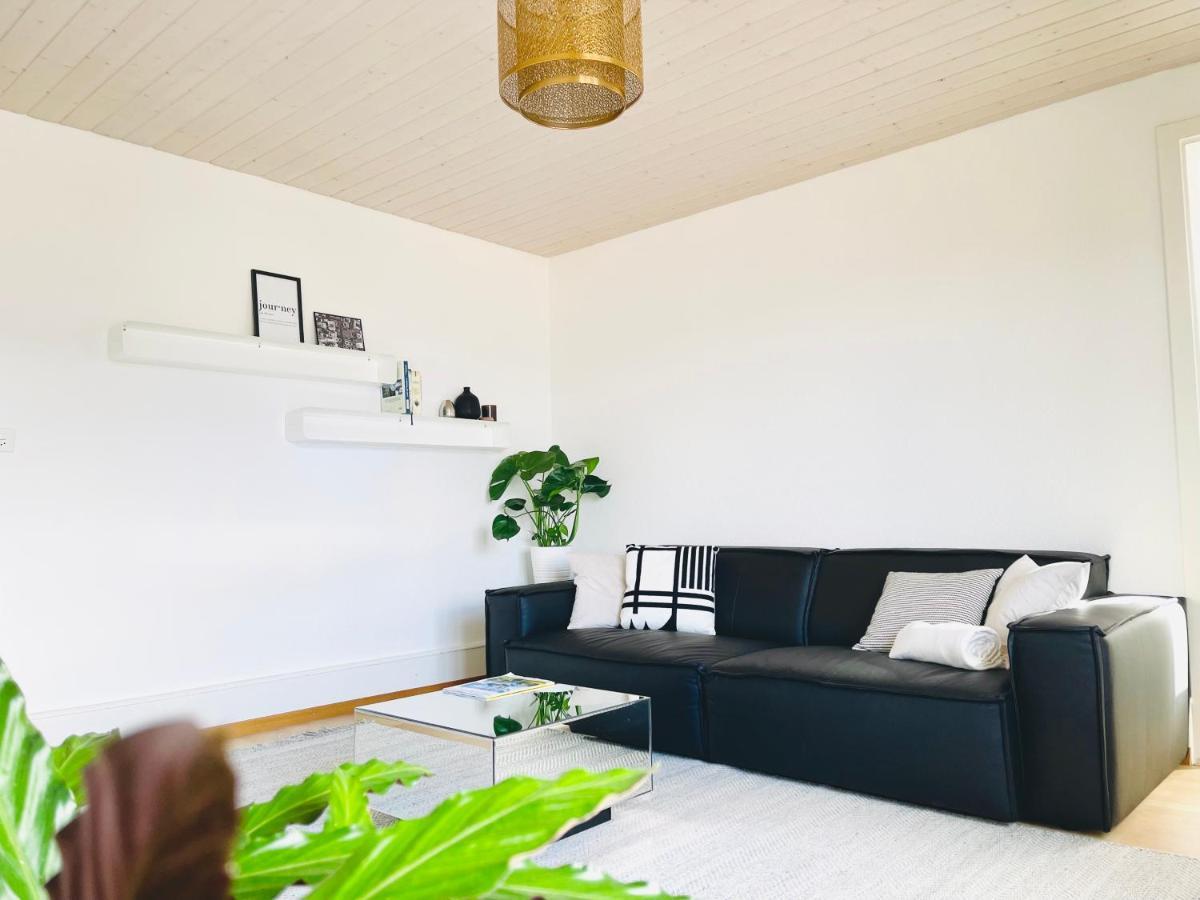 -The Urbanist- Lakeview Free Parking 2Bd Fast Wifi オーバーホーフェン エクステリア 写真
